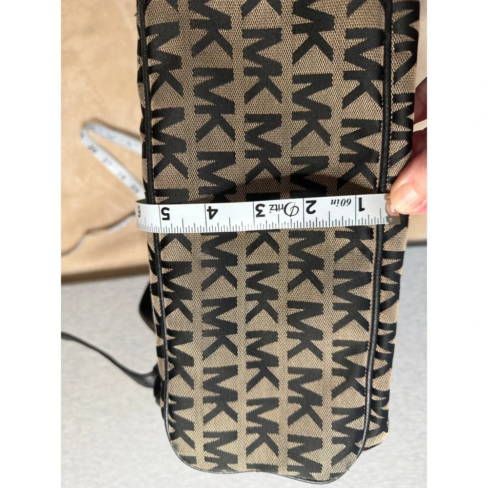 Michael Kors Abbey Medium Backpack Monogram Jacquard Beige Black Gold 35F7XAYB3J